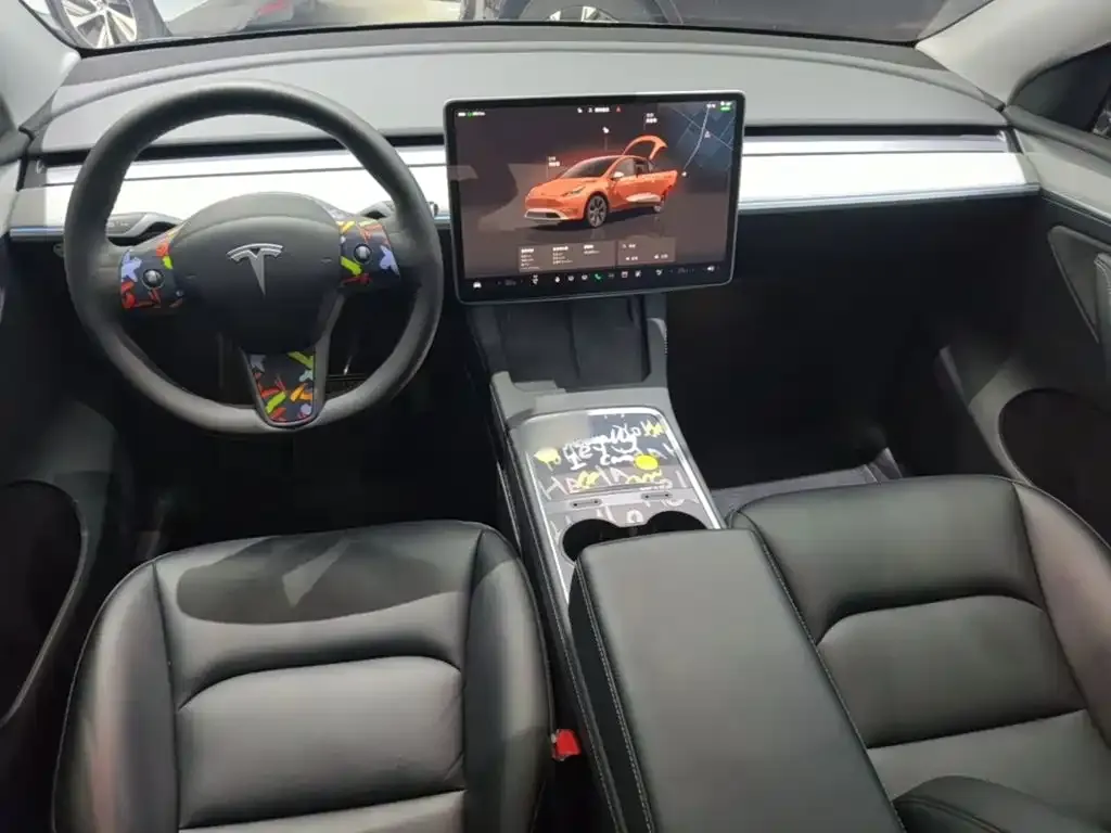 Tesla Model Y — фото 4