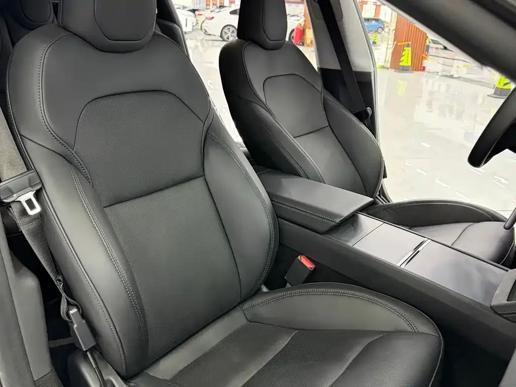 Tesla Model 3 — фото 2