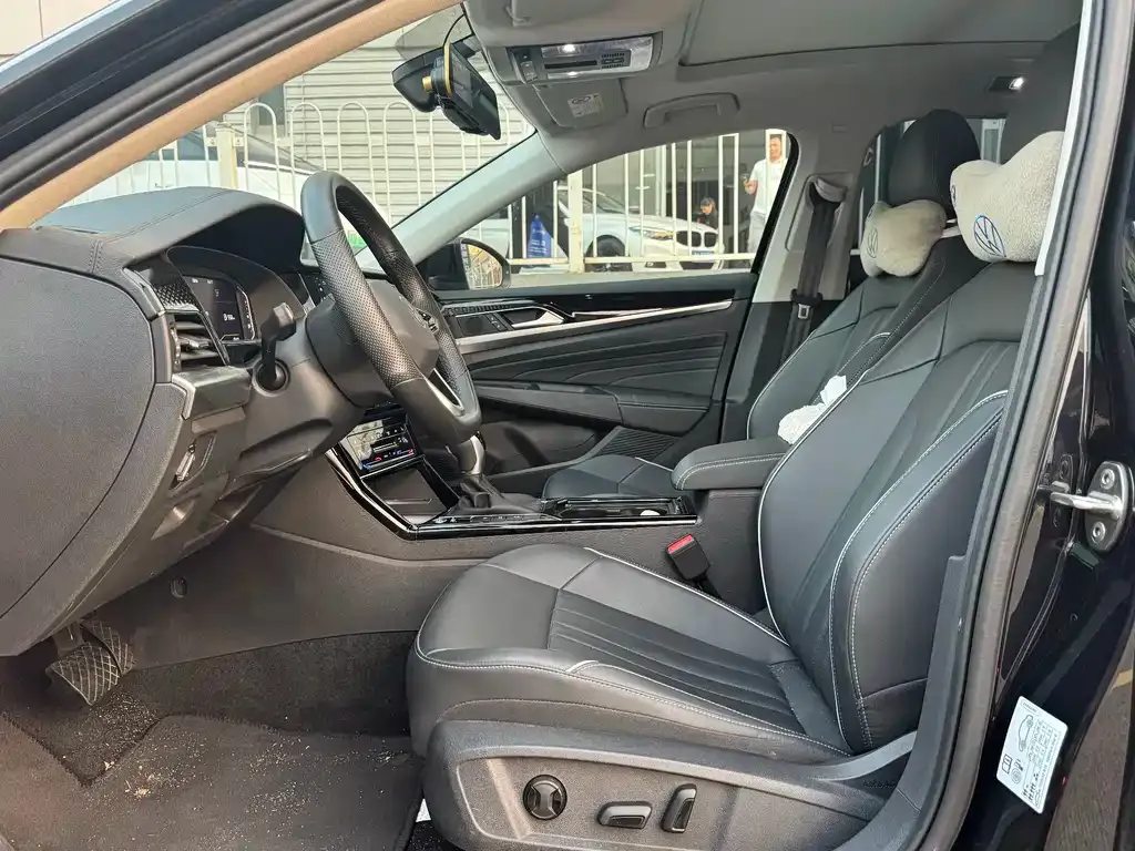 Volkswagen Passat — фото 9