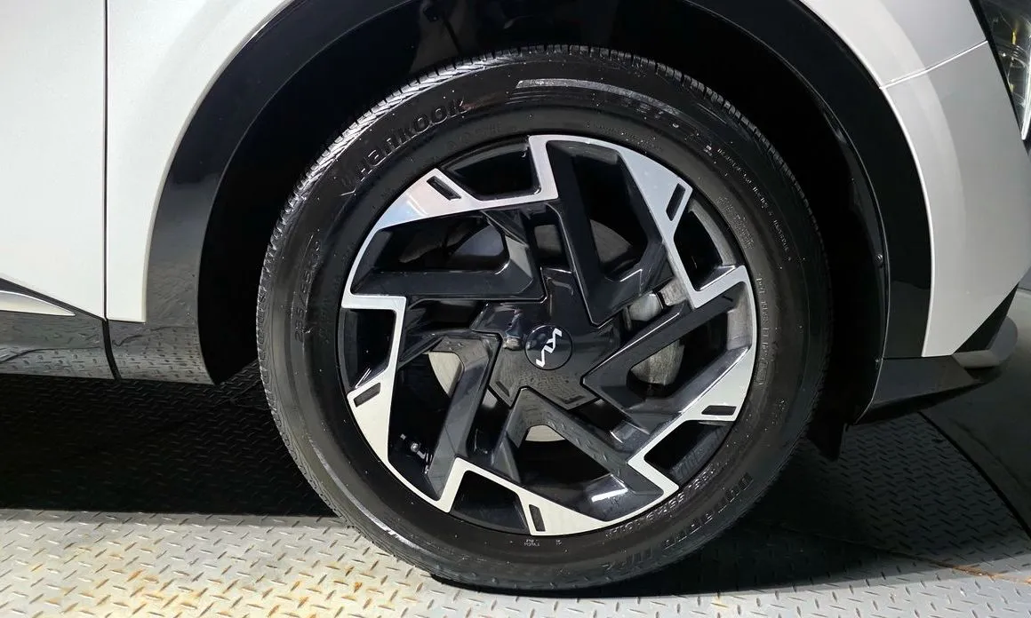 Kia Sportage — фото 9