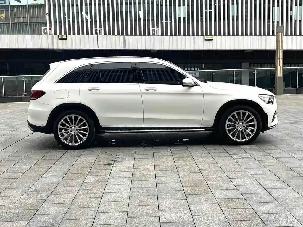Mercedes-Benz GLC — фото 6