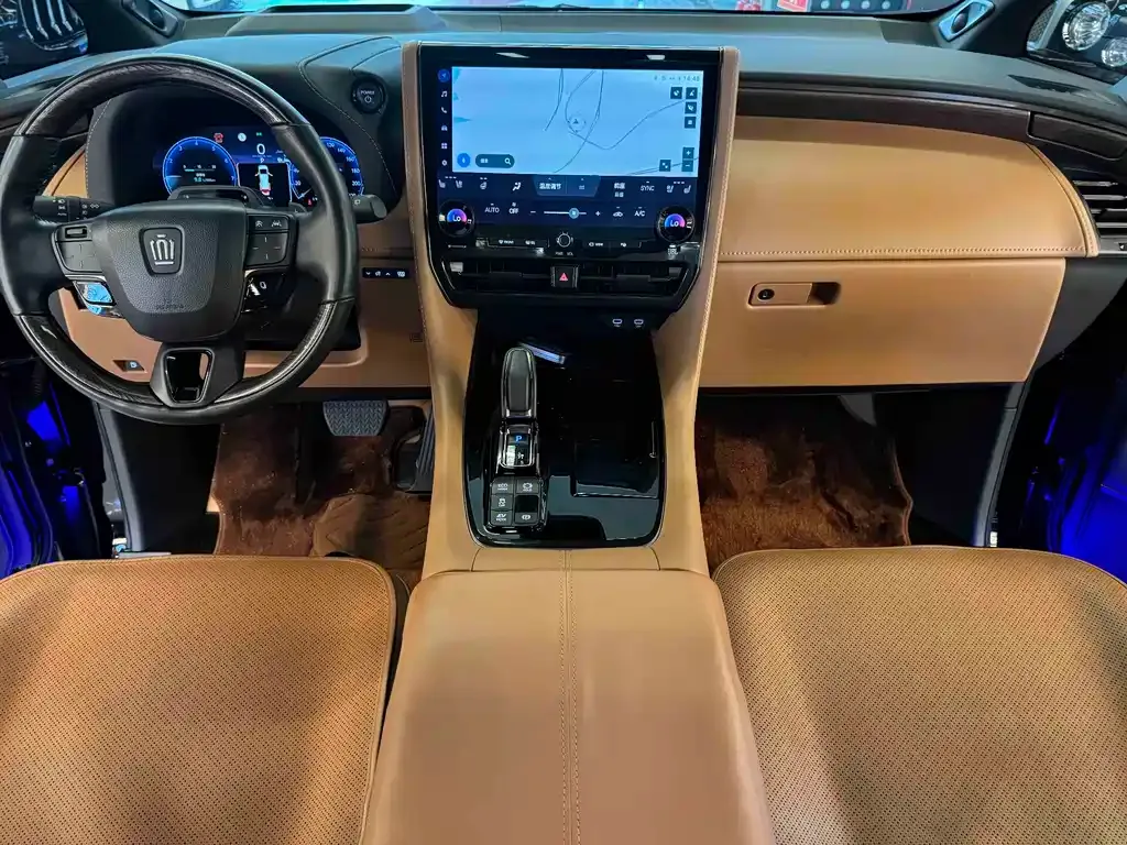 Toyota Vellfire — фото 9