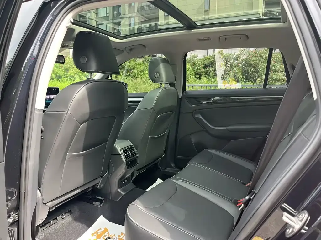 Skoda Kodiaq — фото 2