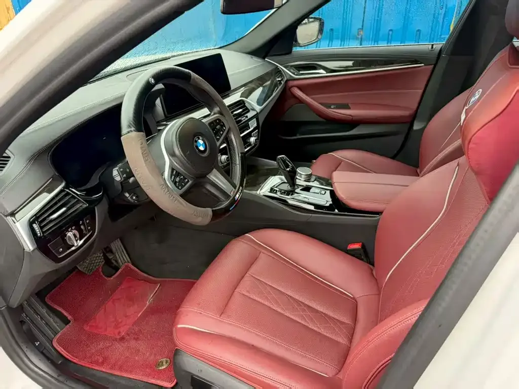 BMW 5 Series New Energy — фото 4