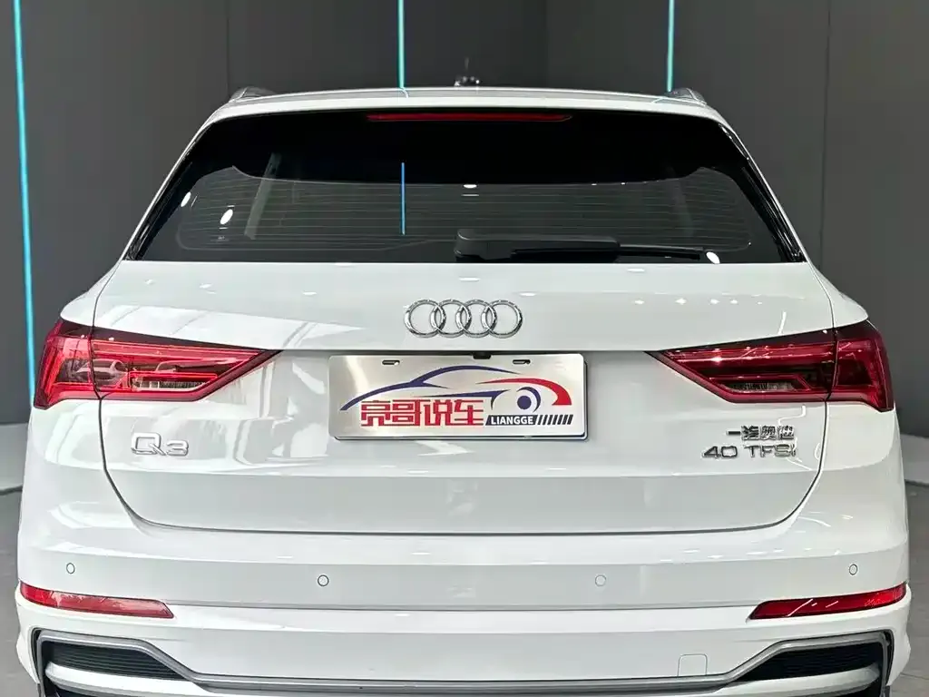 Audi Q3 — фото 5