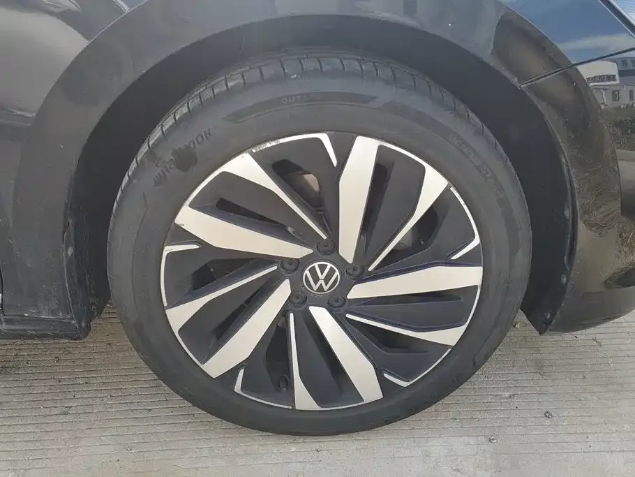 Volkswagen Passat — фото 3