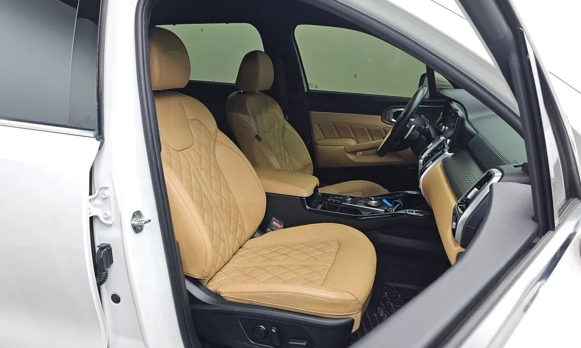 Kia Sorento — фото 10