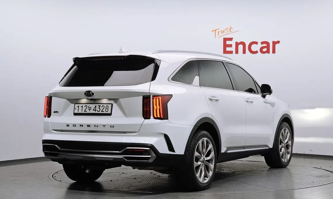 Kia Sorento — фото 4