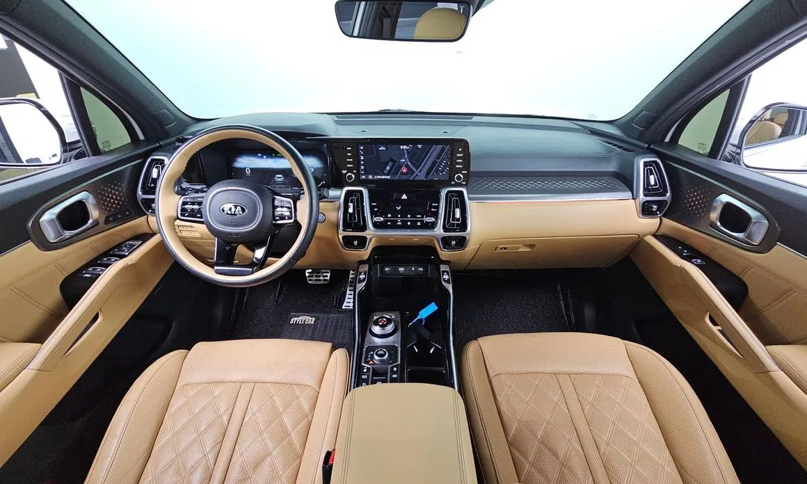 Kia Sorento — фото 6