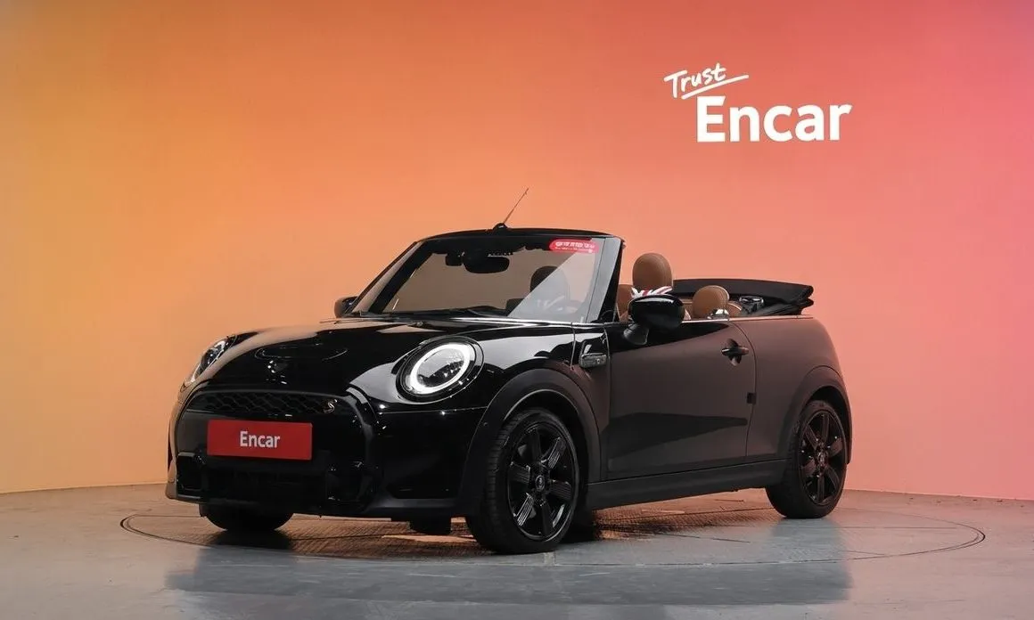Mini Cooper Convertible — фото 1
