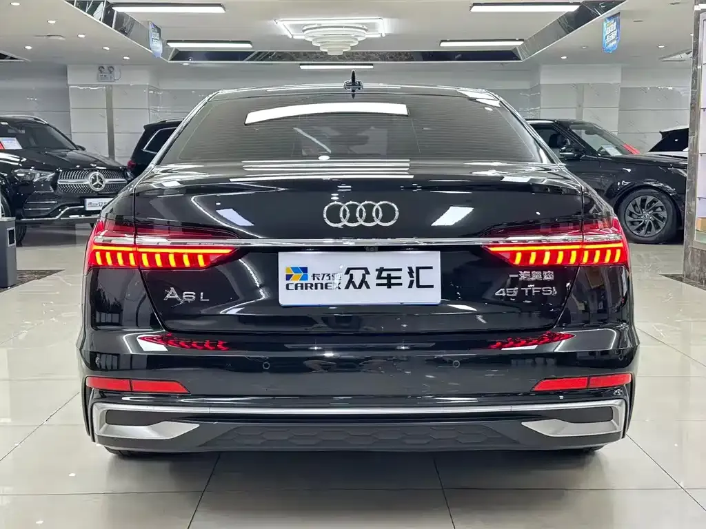 Audi A6L — фото 9