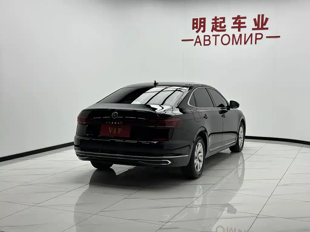 Volkswagen Passat — фото 3