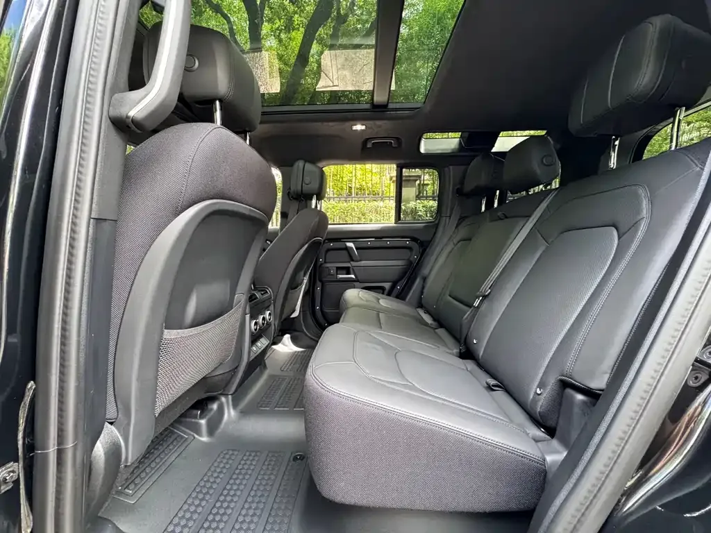 Land Rover Defender — фото 4