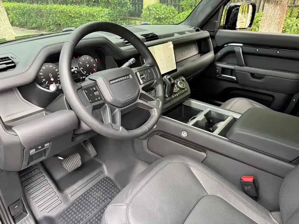 Land Rover Defender — фото 3