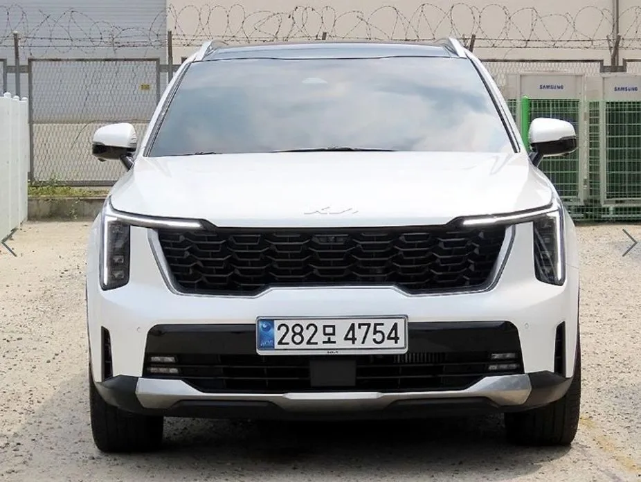 Kia Sorento — фото 1