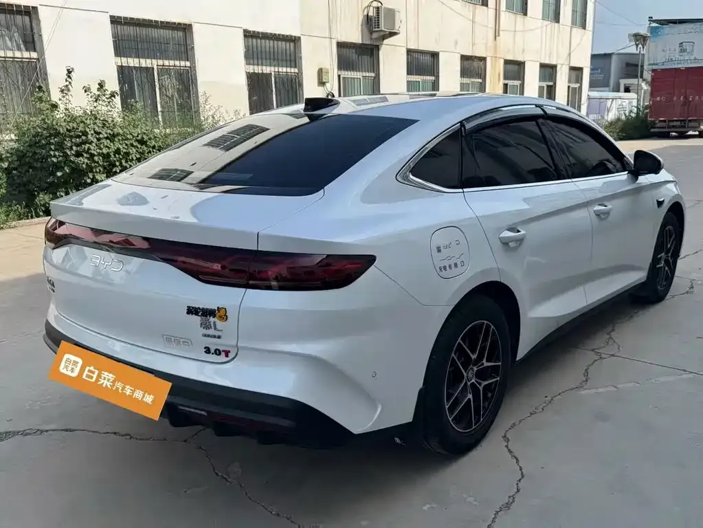 BYD Qin L — фото 2