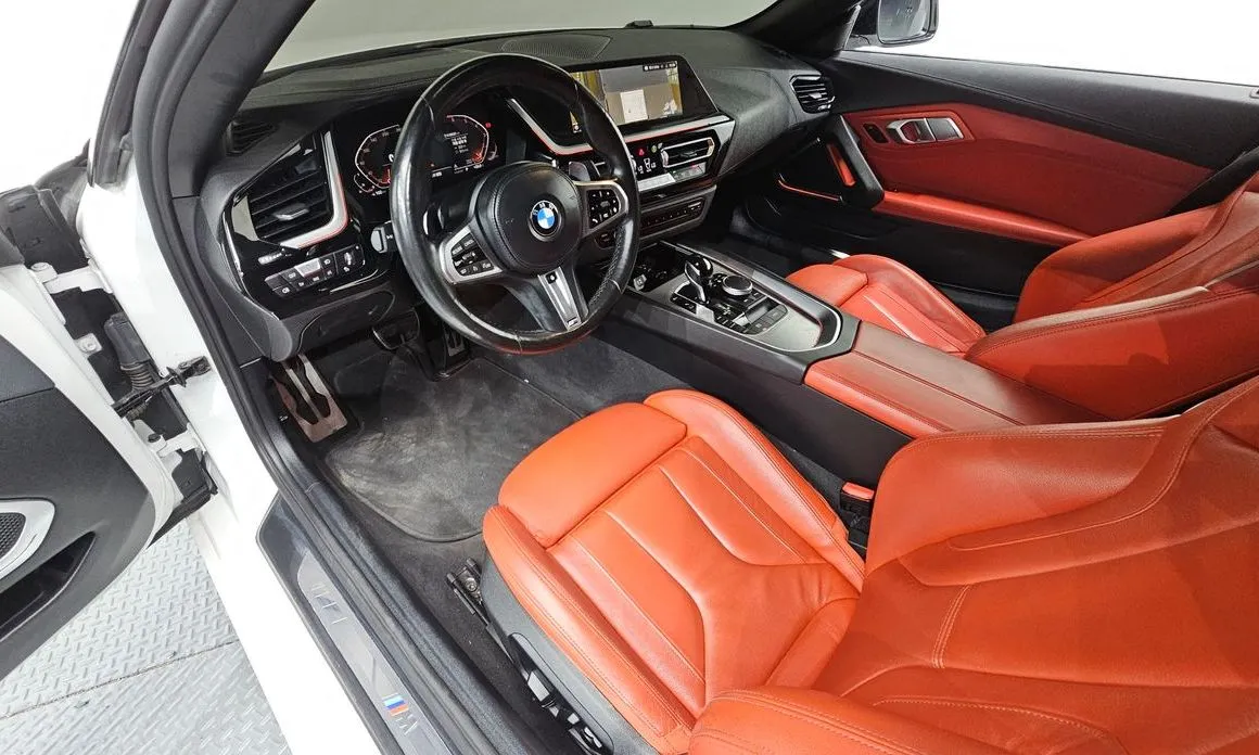 BMW Z4 — фото 9
