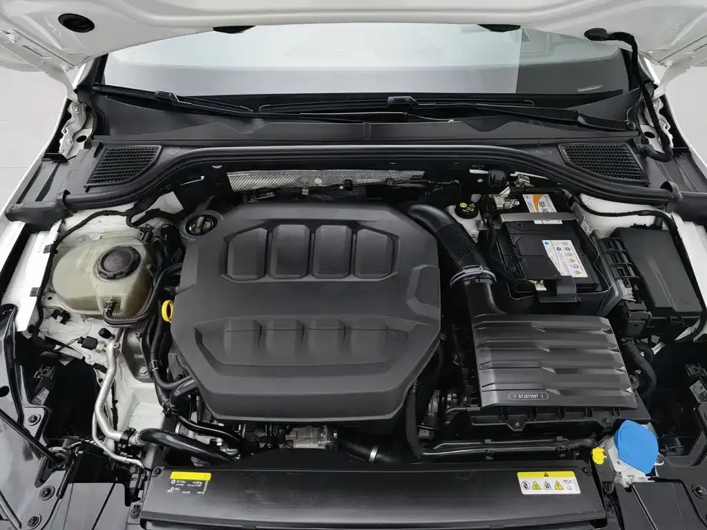 Volkswagen Golf GTI — фото 7