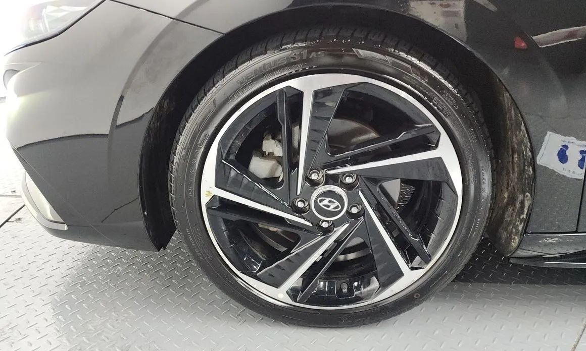Hyundai AVANTE — фото 9