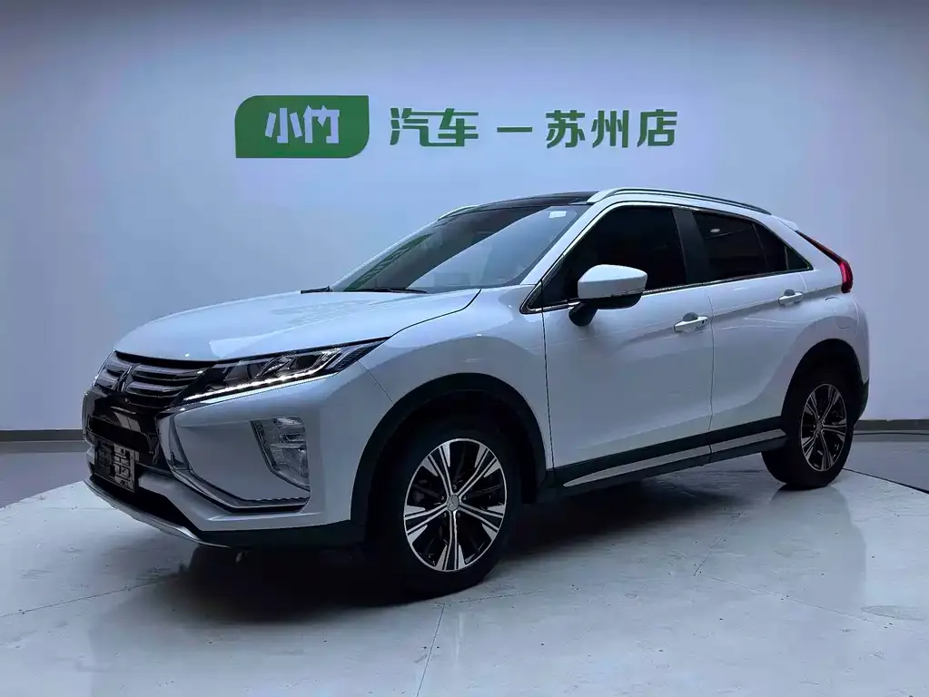 Mitsubishi Eclipse Cross — фото 1