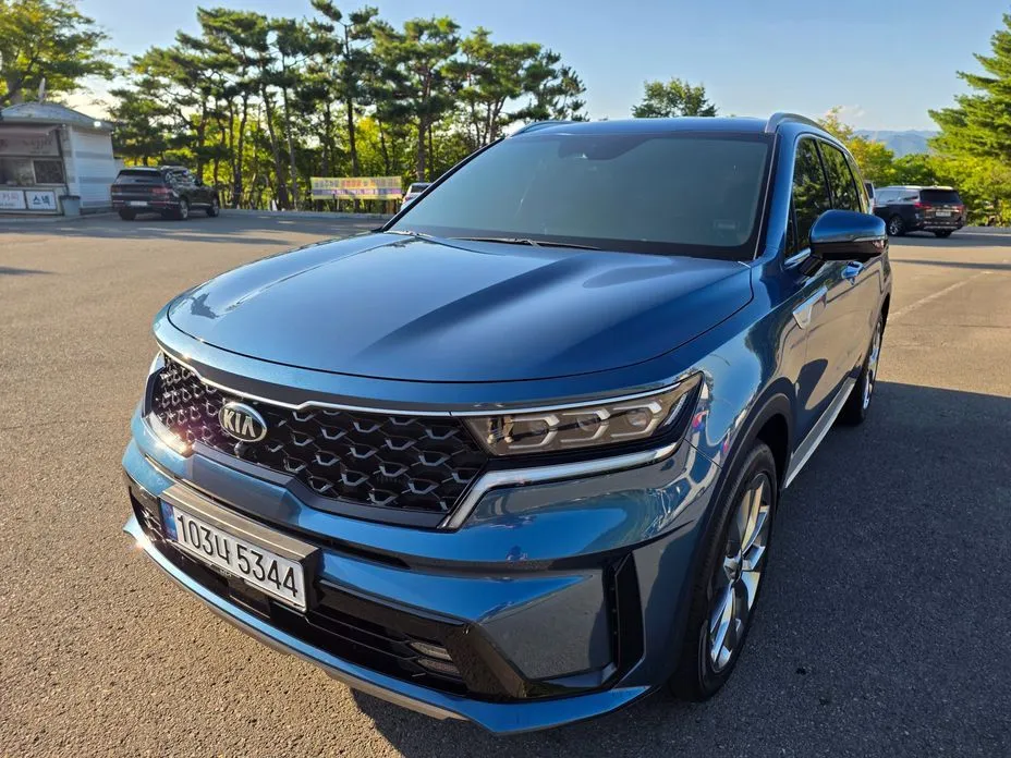 Kia Sorento — фото 1