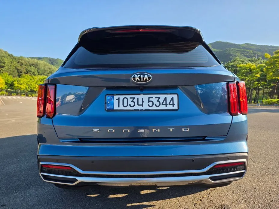 Kia Sorento — фото 5