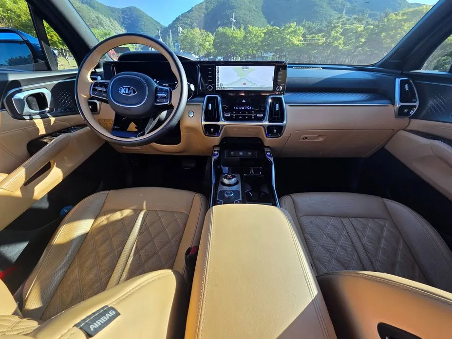 Kia Sorento — фото 6