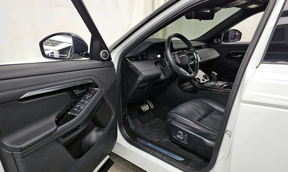 Land Rover Range Rover Evoque — фото 9