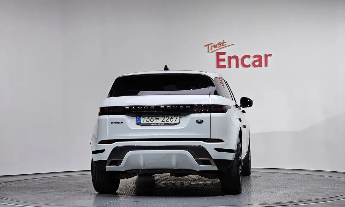 Land Rover Range Rover Evoque — фото 4