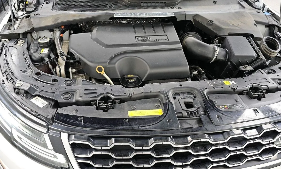 Land Rover Range Rover Evoque — фото 10
