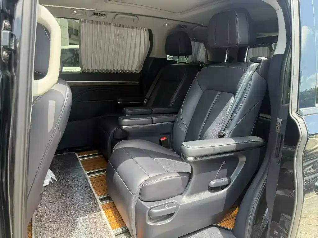 GAC Motor Trumpchi M8 — фото 3