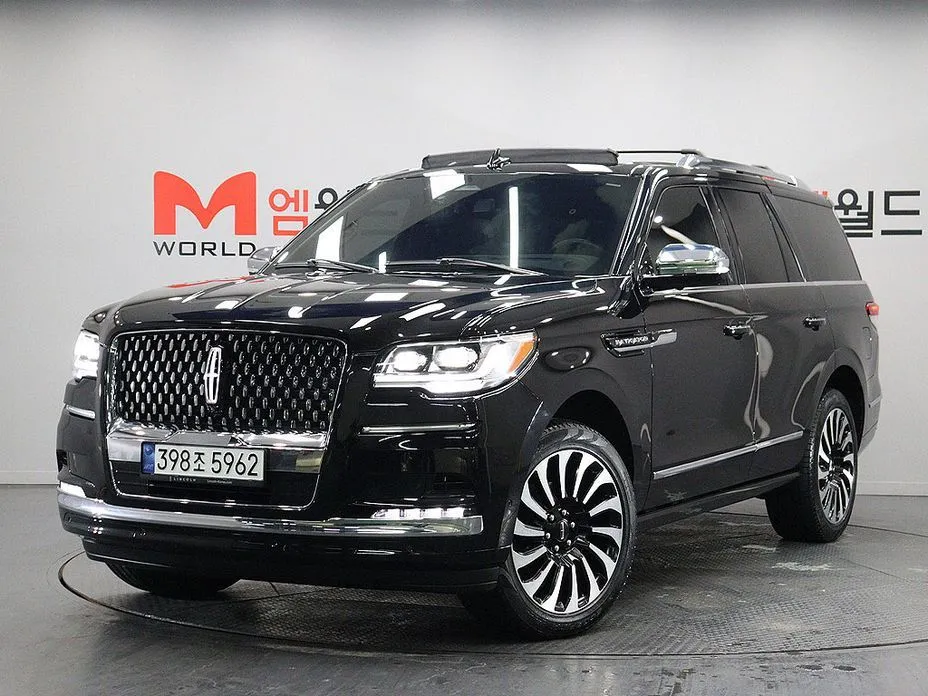 Lincoln Navigator — фото 1