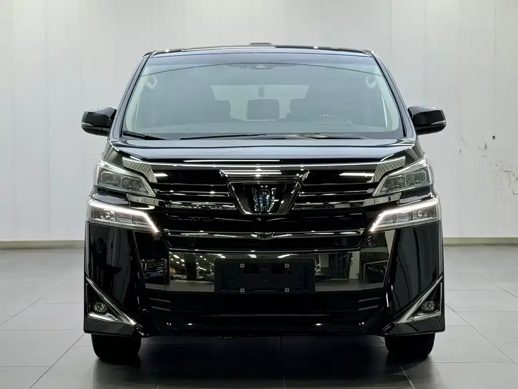 Toyota Vellfire — фото 10