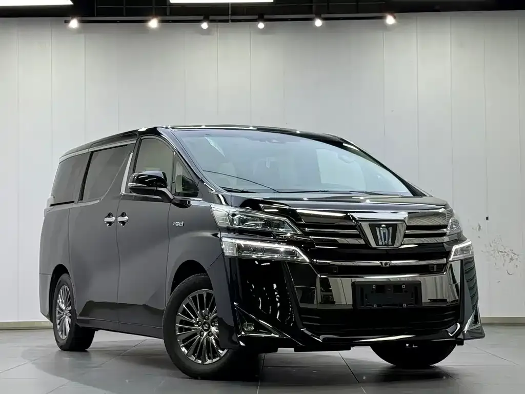 Toyota Vellfire — фото 6