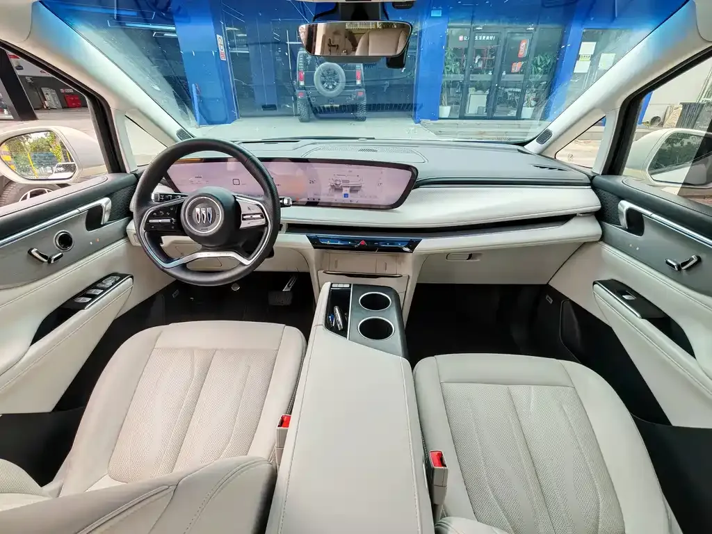 Buick GL8 Hybrid — фото 7