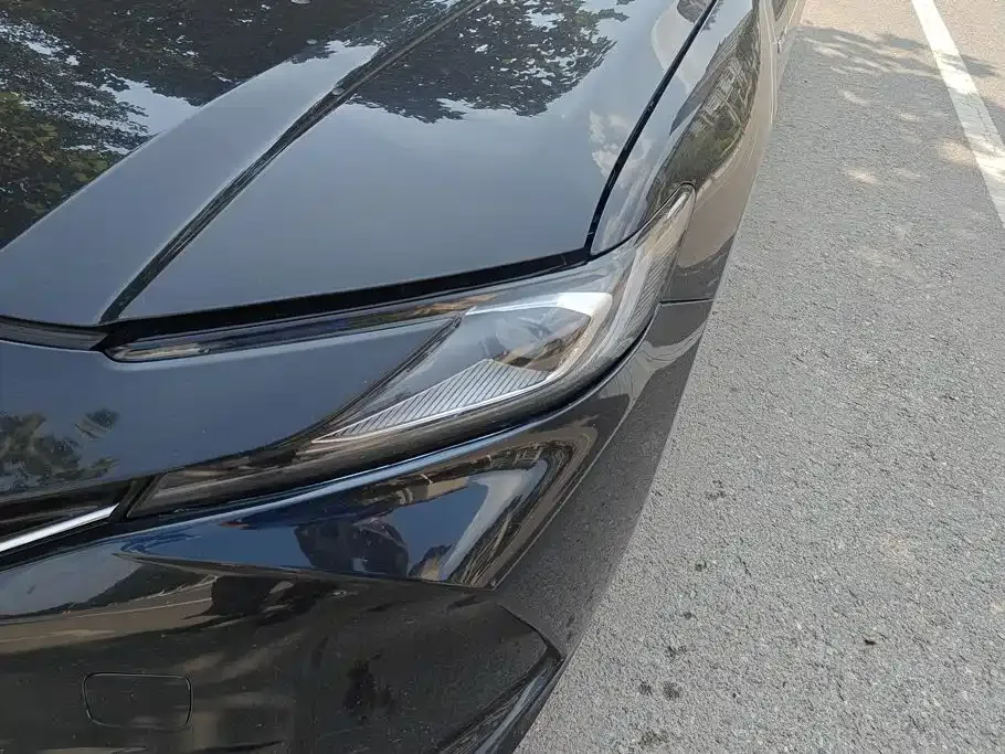 Toyota Camry — фото 10