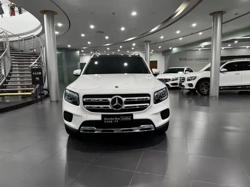 Mercedes-Benz GLB — фото 4