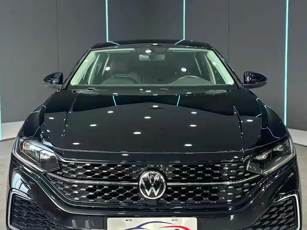 Volkswagen Passat — фото 6
