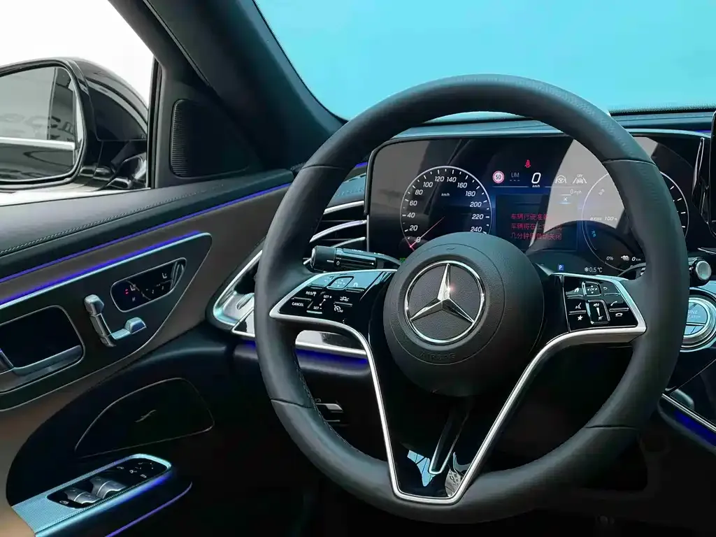 Mercedes-Benz E-Class New Energy — фото 3