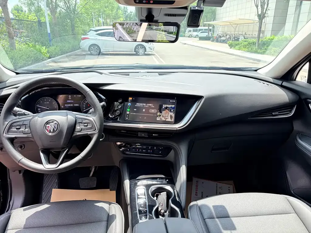 Buick Envision Plus — фото 9