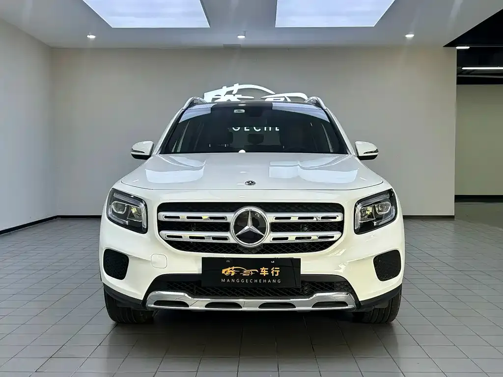 Mercedes-Benz GLB — фото 6