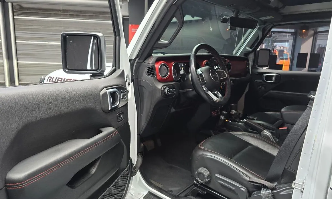 Jeep Wrangler — фото 5