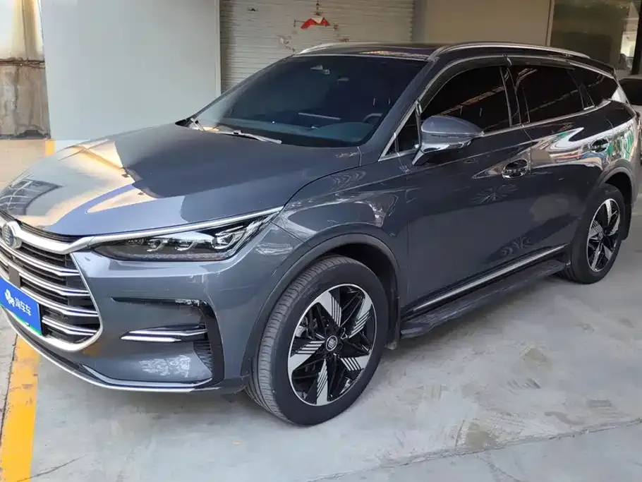 BYD Tang New Energy — фото 1