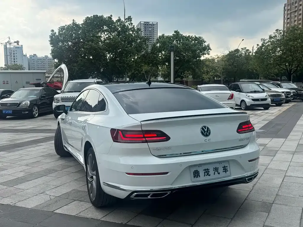 Volkswagen CC — фото 4