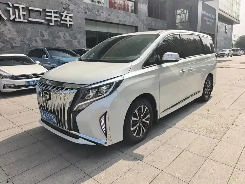 GAC Motor Trumpchi M8 — фото 8