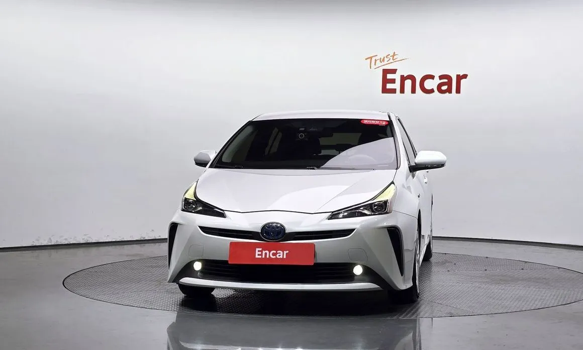 Toyota Prius — фото 2