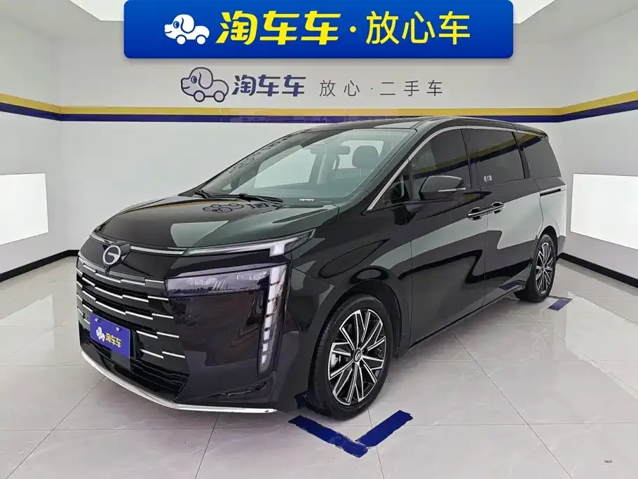 GAC Motor Trumpchi E8 — фото 1
