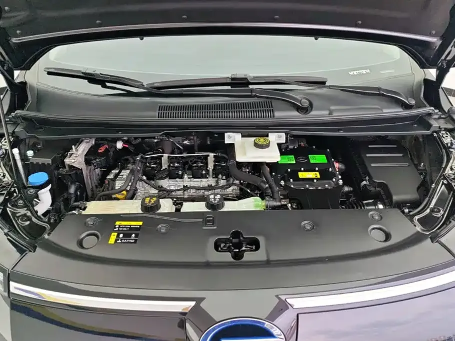 GAC Motor Trumpchi E8 — фото 3