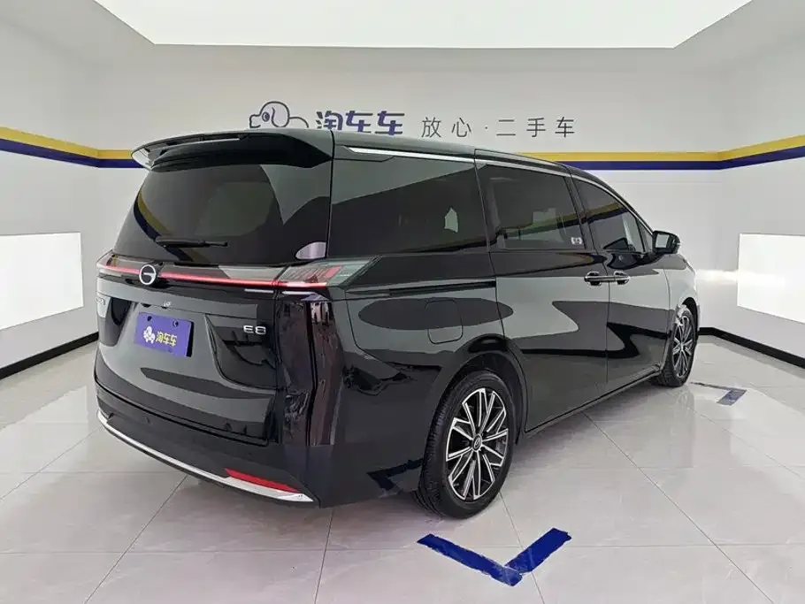 GAC Motor Trumpchi E8 — фото 4