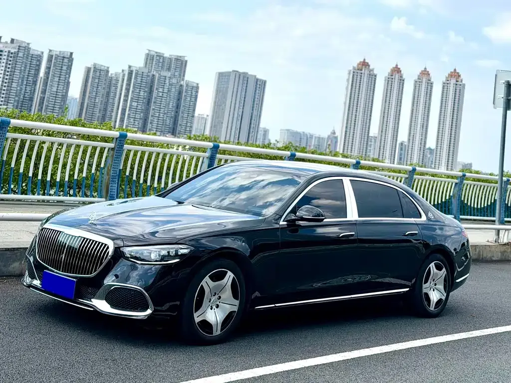 Mercedes-Benz S-Class — фото 1